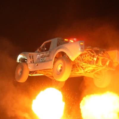Extreme Night Race Pyt's Park image}